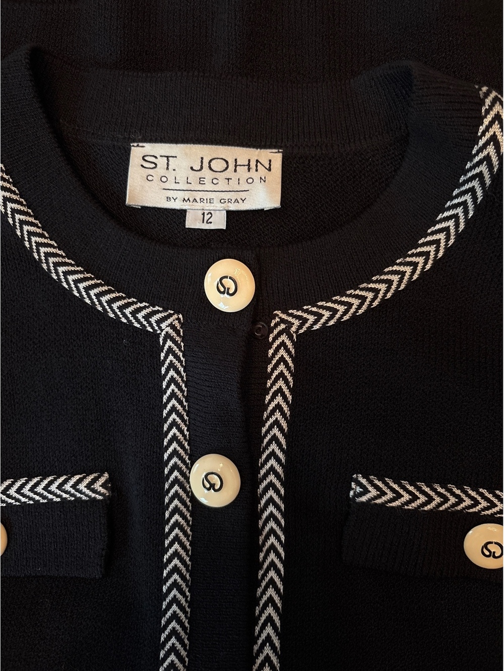 St. John by Marie Gray Black Crepe Knit Cardigan 12